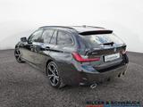 BMW 330i Touring xDrive M Sport AHK+PANO+ACC+KAM+LED - gebrauchte BMW Kombis