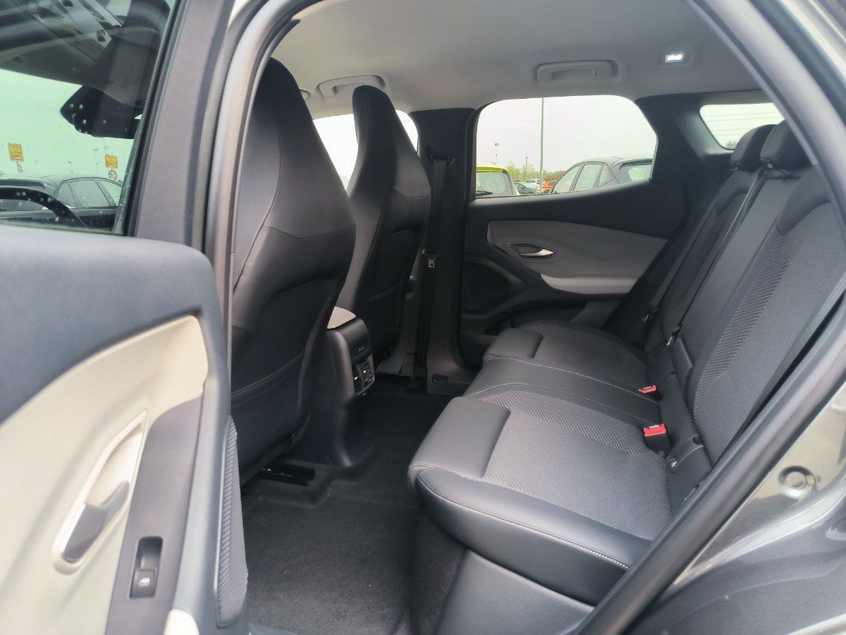 Ford Explorer - Bild 18