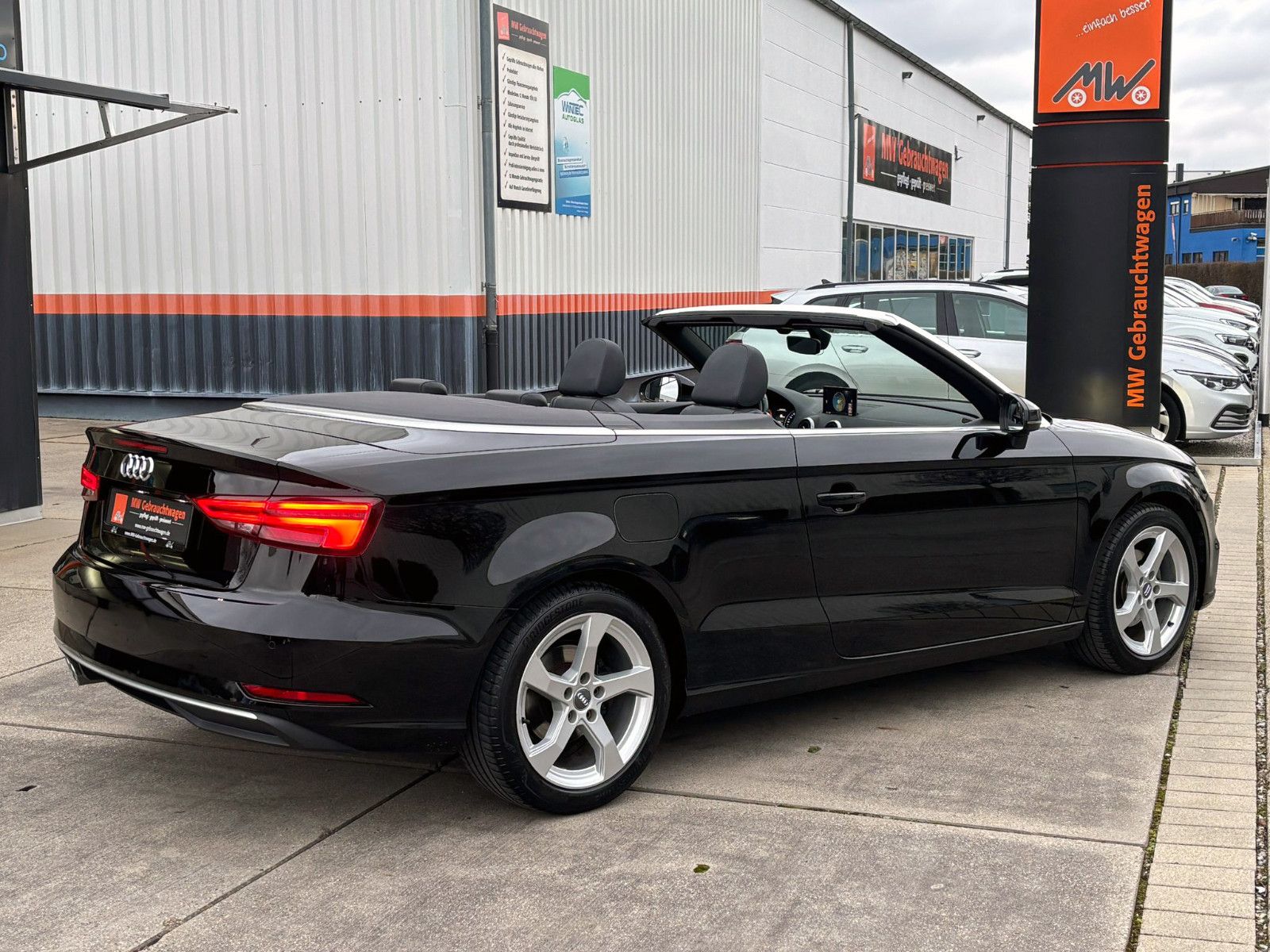 Fahrzeugabbildung Audi A3 Cabrio 35TFSI Sport Aut. PDC BT LED NAV SHZ