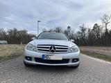 Mercedes-Benz C180 T TÜV 05/27 Steuerkette gewechselt - Mercedes-Benz C 180 mit Benzin-Antrieb: Kombi, 2.0
