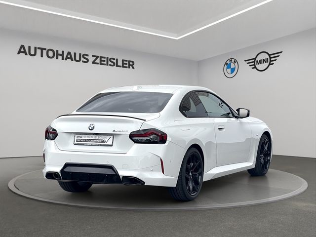 Foto Nummer 2: BMW 240i xDrive