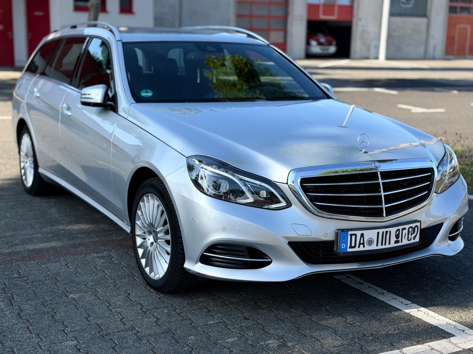Mercedes-Benz E 220 BlueTEC T Automatik