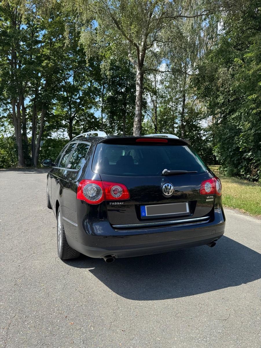 Volkswagen Passat 2006 — engine 250 HP (184kW)