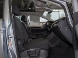Volkswagen Touran 2.0l TDI SCR DSG Highline PANO AHK REAR V - VW Touran mit Schiebedach