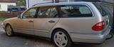 Mercedes-Benz E 320 Kombi, 165 kW, Automatik, Benzin - silberne Mercedes-Benz 320