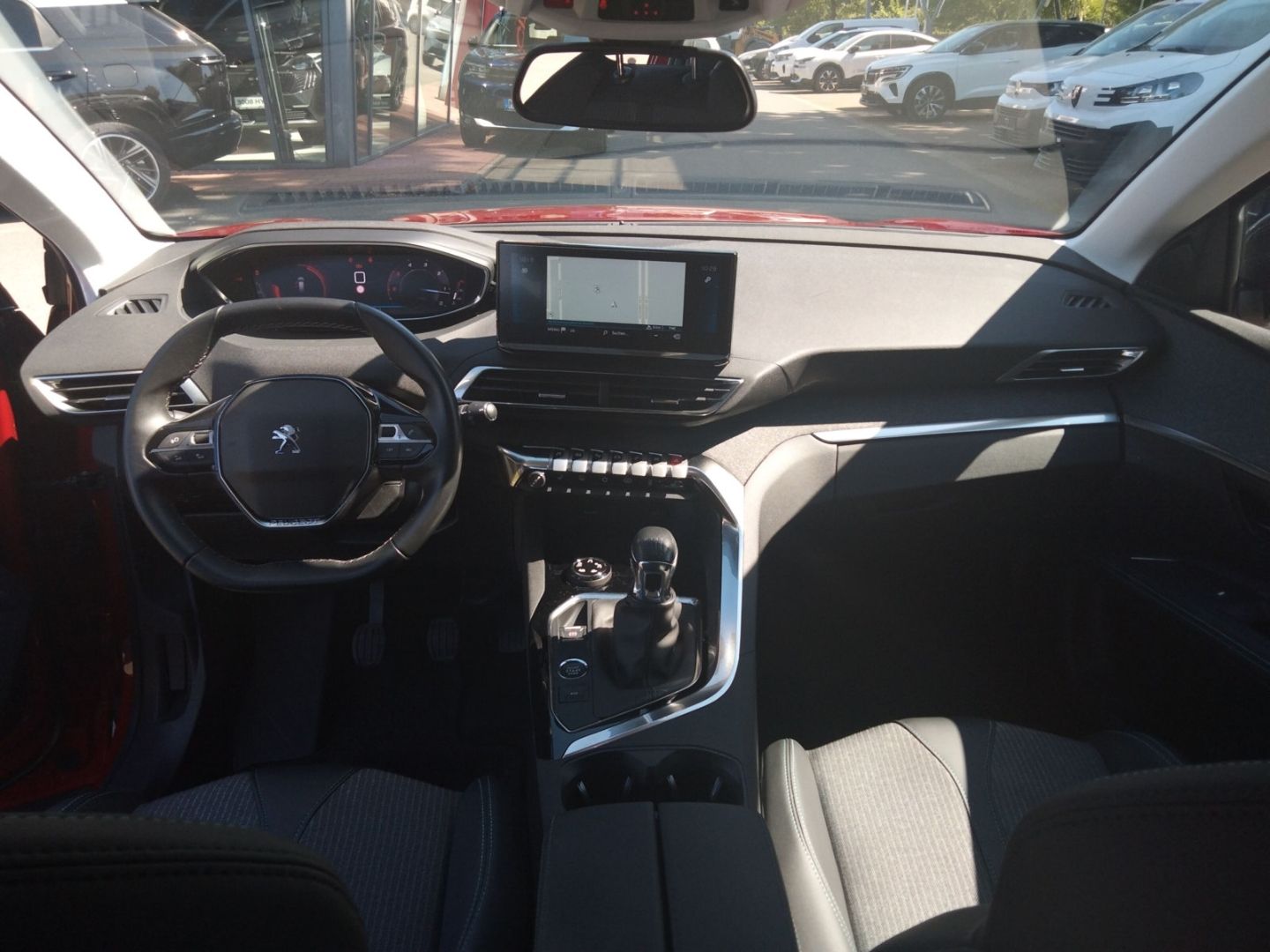Fahrzeugabbildung Peugeot 5008 Allure Pack BlueHDi 130 Navi  360 Kamera