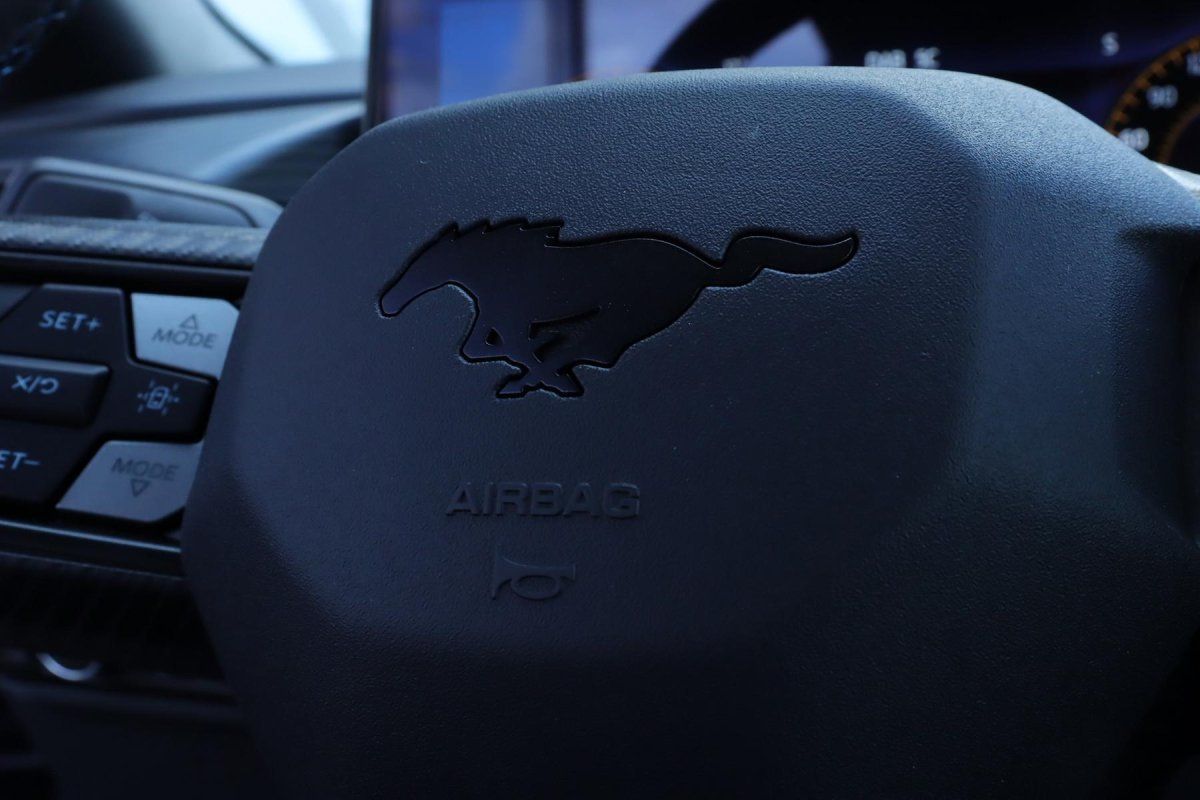 Ford Mustang (MUSTANG Dark Horse RECARO/Styling-Paket/großer)