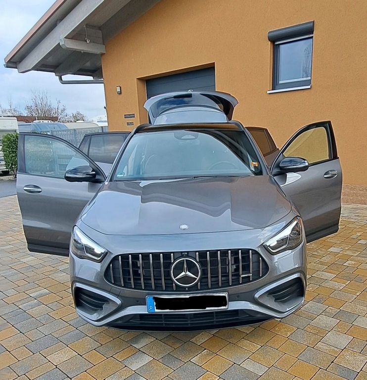 Mercedes-Benz GLA 35 AMG