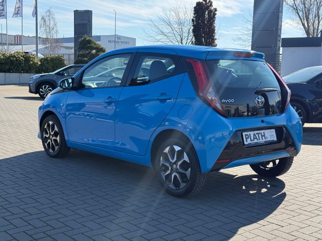 Toyota Aygo x-play club