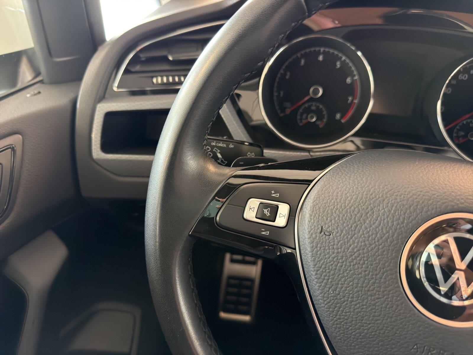 Volkswagen Touran Active 1.5 TSI DSG AHK APP Kamera, миниатюра 17