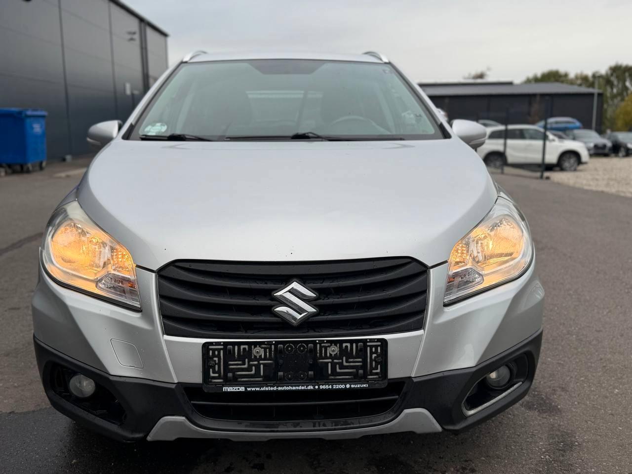 Suzuki SX4 S-Cross 2015 — engine 1.586 cm³, 120 HP (88kW)
