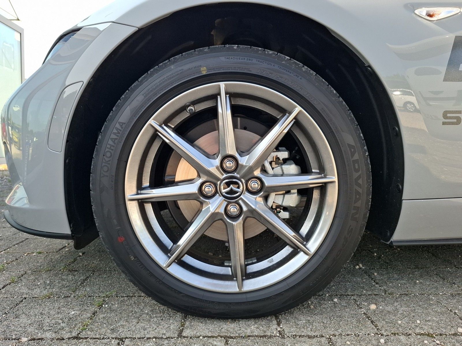 MAZDA MX-5 Exclusive-Line - Image 18