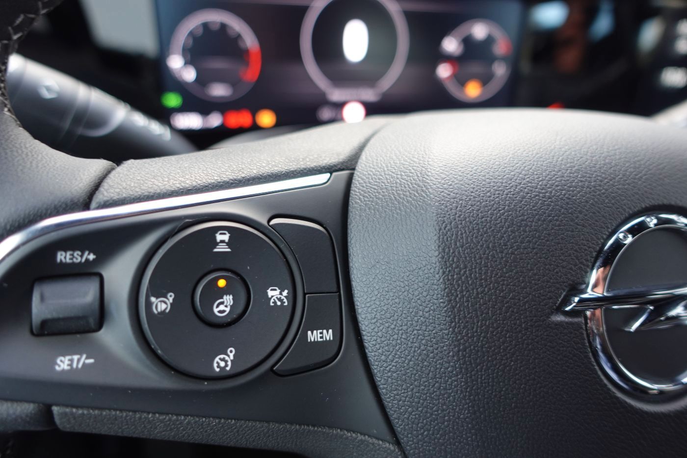 Fahrzeugabbildung Opel Mokka 1.2 Turbo Ultimate KlimaA,SHZ,ACC,Alcant.