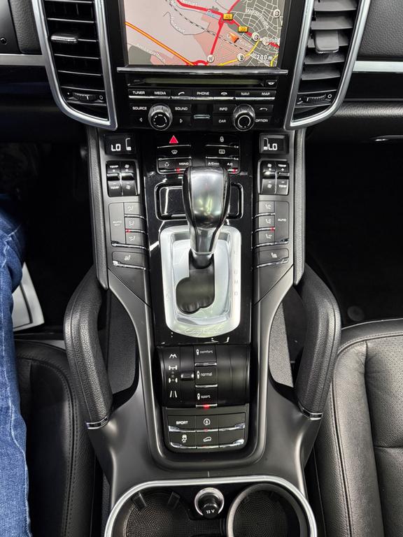 Porsche Cayenne Diesel 3.0 V6, Foto 39 von 50