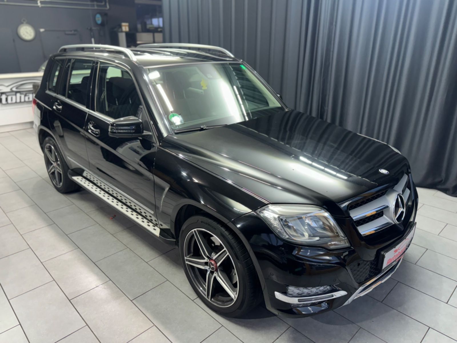 Fahrzeugabbildung Mercedes-Benz GLK220*HU*SCHECKHEFT*TOP*AUTOMATIK*NAVI*AHK