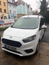 Ford Tourneo Courier 1.5 TDCi | Scheckheft | 1. Hand - gebrauchte Ford Tourneo Courier aus dem Jahr 2020