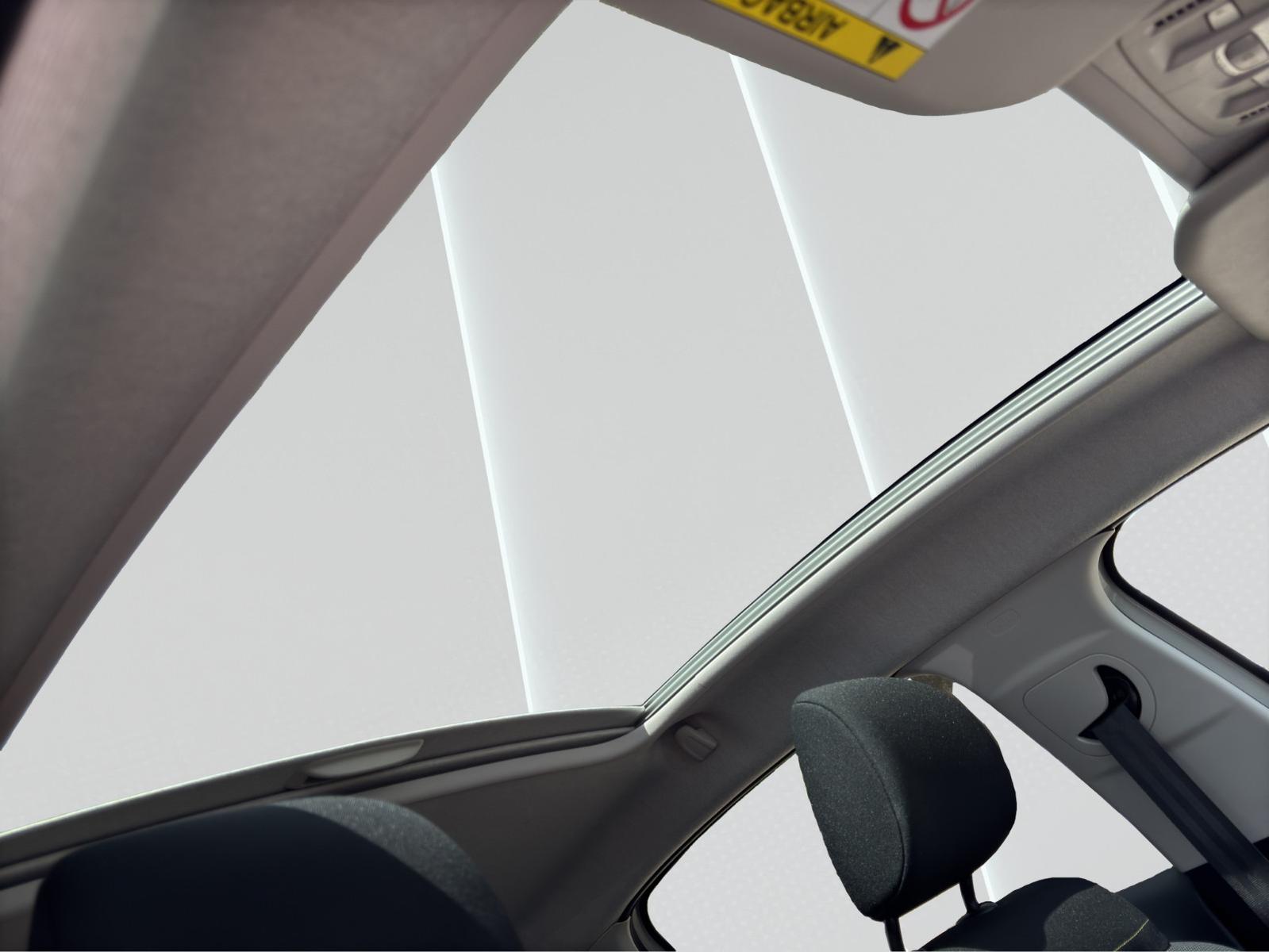 Citroën C3 PureTech 1.2 110 Shine wenig KM, BiColor