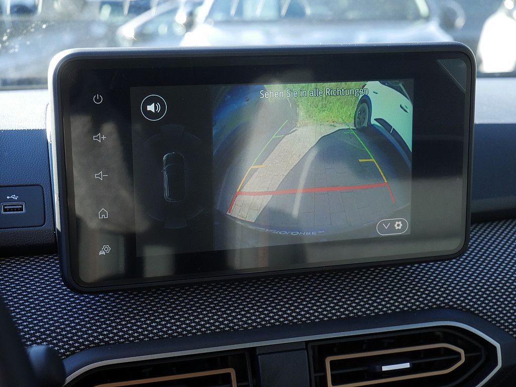 Fahrzeugabbildung Dacia Sandero Stepway Expression TCe 90