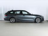 BMW 330 d SportLine AHK HeadUP ACC Lordosen HIFI - BMW 330 in Frankfurt (Main)