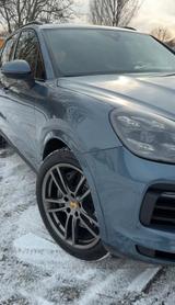 Porsche Cayenne 2.9 V6 S Tiptronic S - Porsche Cayenne mit Benzin-Antrieb: Blau, mit Apple Carplay