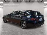 BMW 530i xDrive Touring M Sport Driv.Assist.Prof - BMW 530 mit Benzin-Antrieb: Kombi