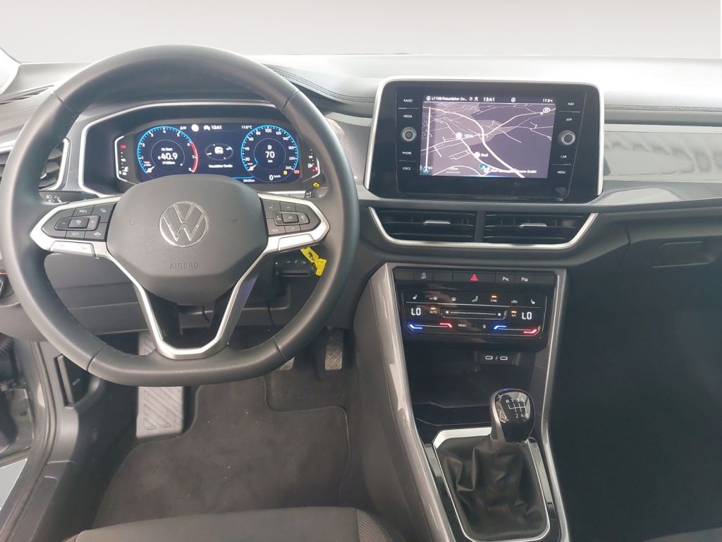 Fahrzeugabbildung Volkswagen T-Roc 1.5 TSI Style Standheizung Rier View