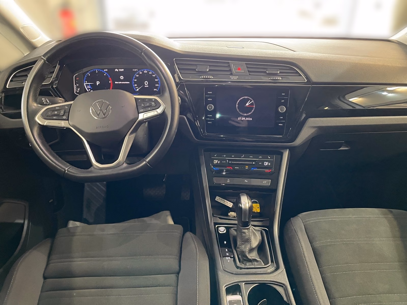 Volkswagen Touran 2.0 TDI Highline *AHK*PANO*LED*KAMERA*, миниатюра 13