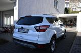 Ford Kuga 2,0 TDCi 4x4 132kW Reifen+Bremsen+TüV neu