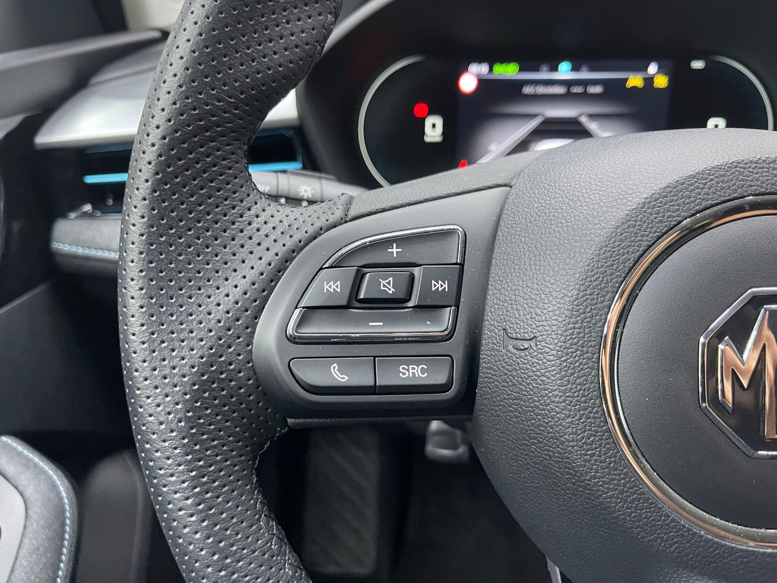 Fahrzeugabbildung MG MG5 51 KWH Luxury NAVI+LED+SHZ+DAB+ACC+360°+DAB+