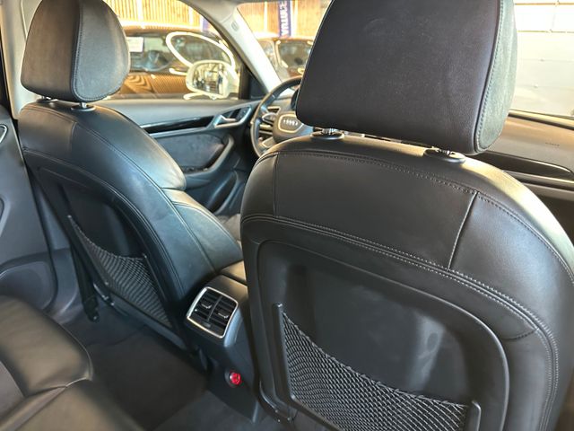 Audi Q3 2.0 TFSI quattro *Xenon*Klima*SHZ*Navi*PDC*