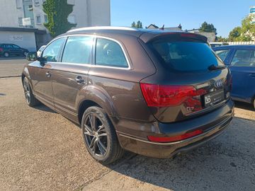 Audi Q7 - 4