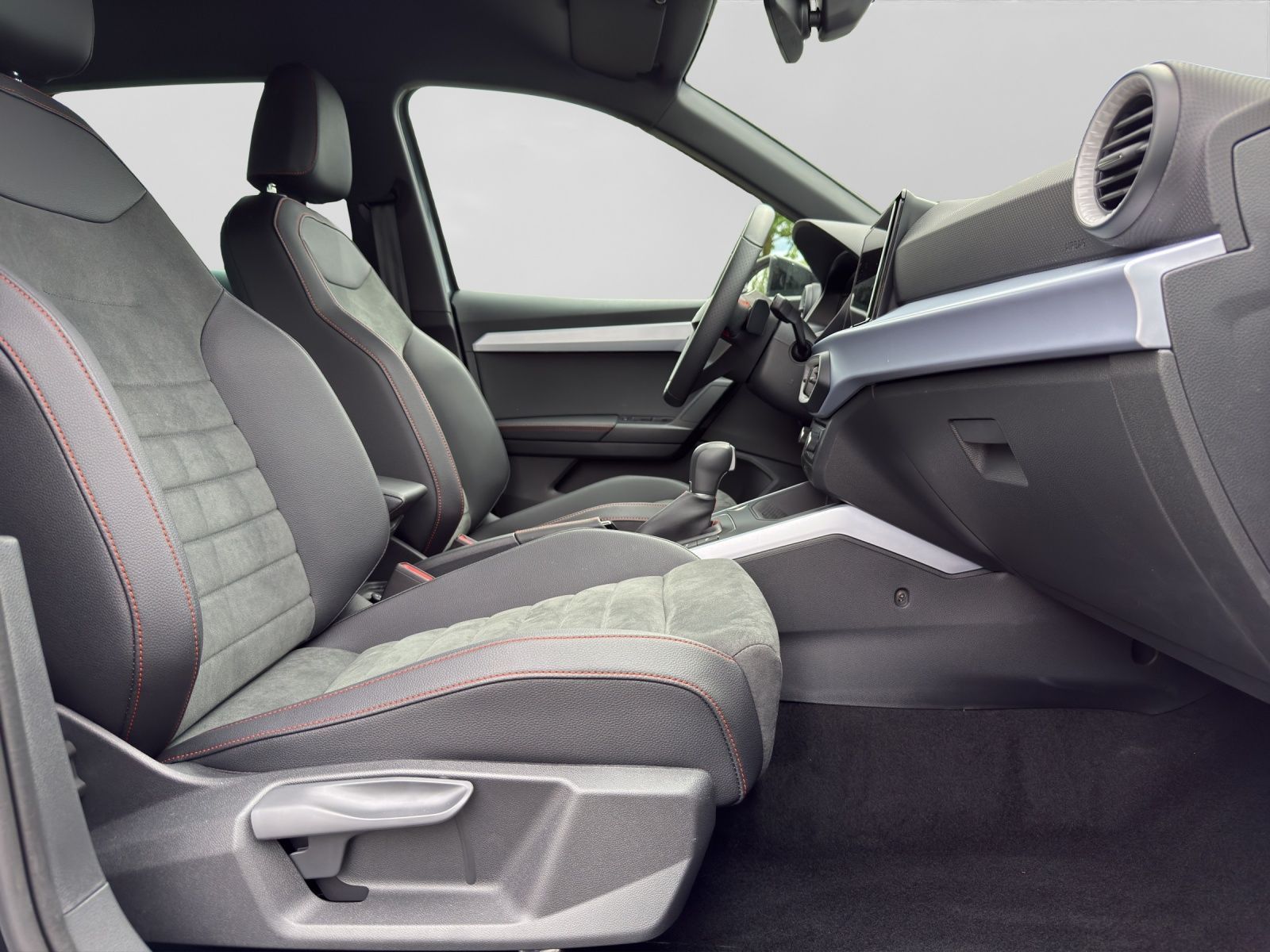 Seat Arona - Bild 4