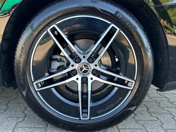 Mercedes E 200 - 8