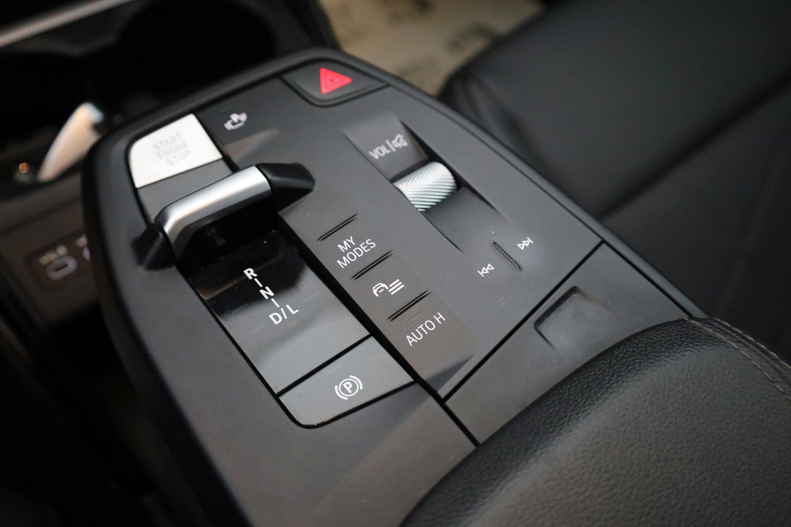 Fahrzeugabbildung BMW X1 25e xDrive Leder,Navi,LED,Kamera,ParkPak.,AHK