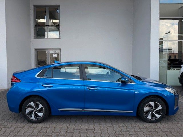 Fahrzeugabbildung Hyundai Ioniq Style 1.6l Hybrid 141PS Navi/Kamera!