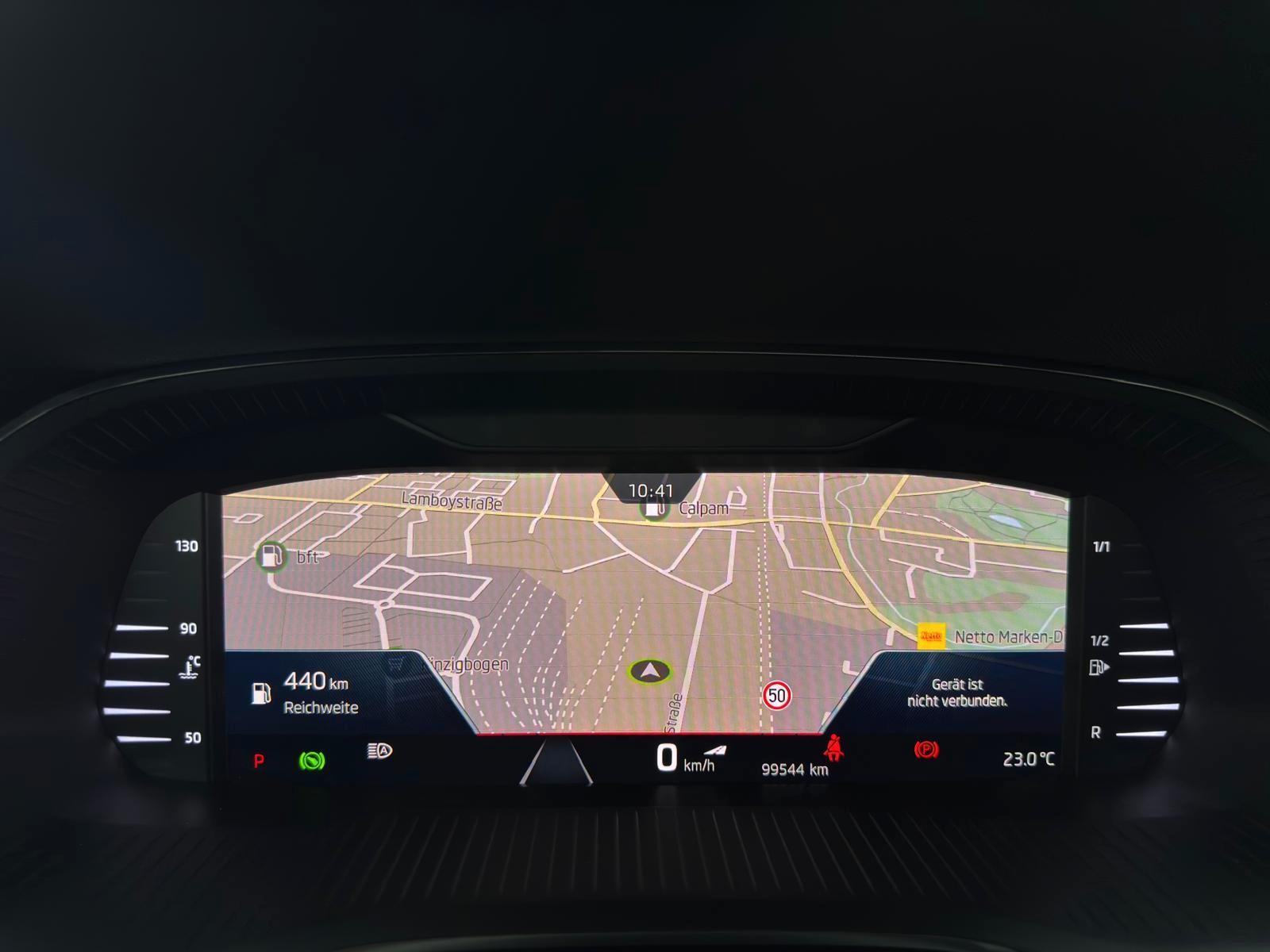 Skoda RS4x4 PANO/HUD/TOT/AHK/ShZ/WinP/MASS/ACC/XDS/HOD