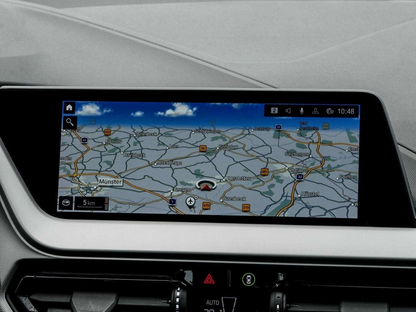 BMW 118 i /5 NAVI LED PDC V+H DAB Tempomat Sitzheiz., миниатюра 7