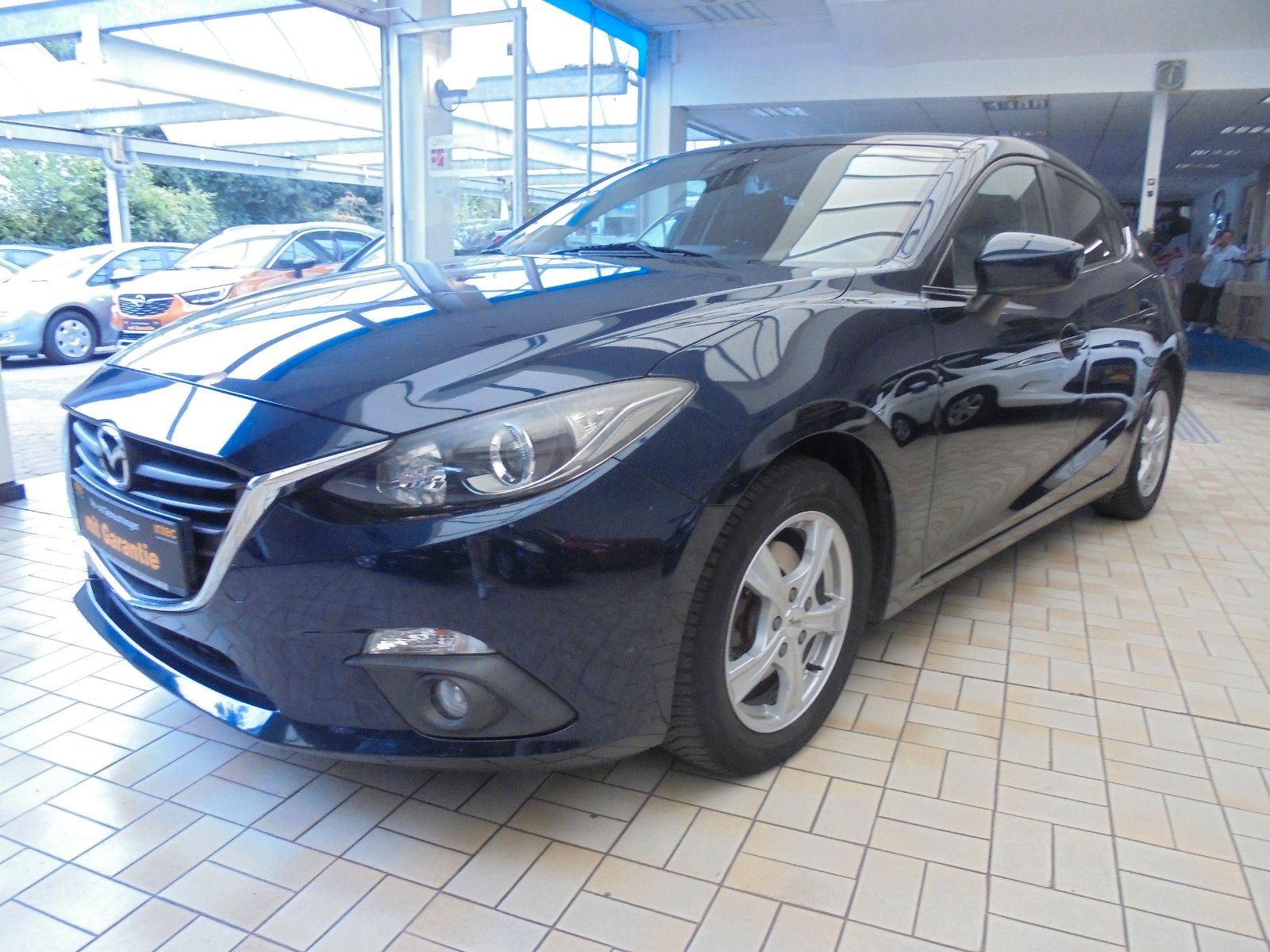 Fahrzeugabbildung Mazda 3 Lim. Center-Line/Shz/Navi/1.Hand/