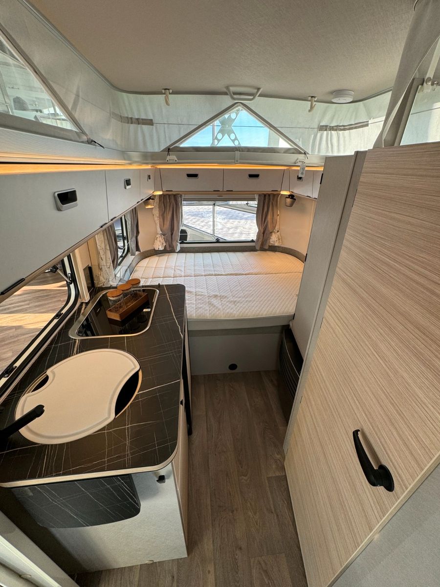 Fahrzeugabbildung HYMER / ERIBA / HYMERCAR Eriba Touring 530  - 9.619€ SPAREN