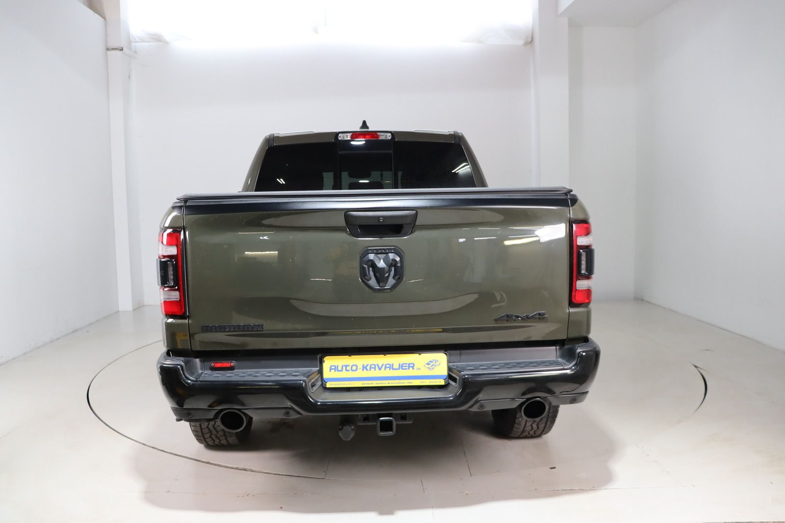 Fahrzeugabbildung Dodge Ram 1500 5.7 V8 Crew Cab Big Horn * Built to Ser