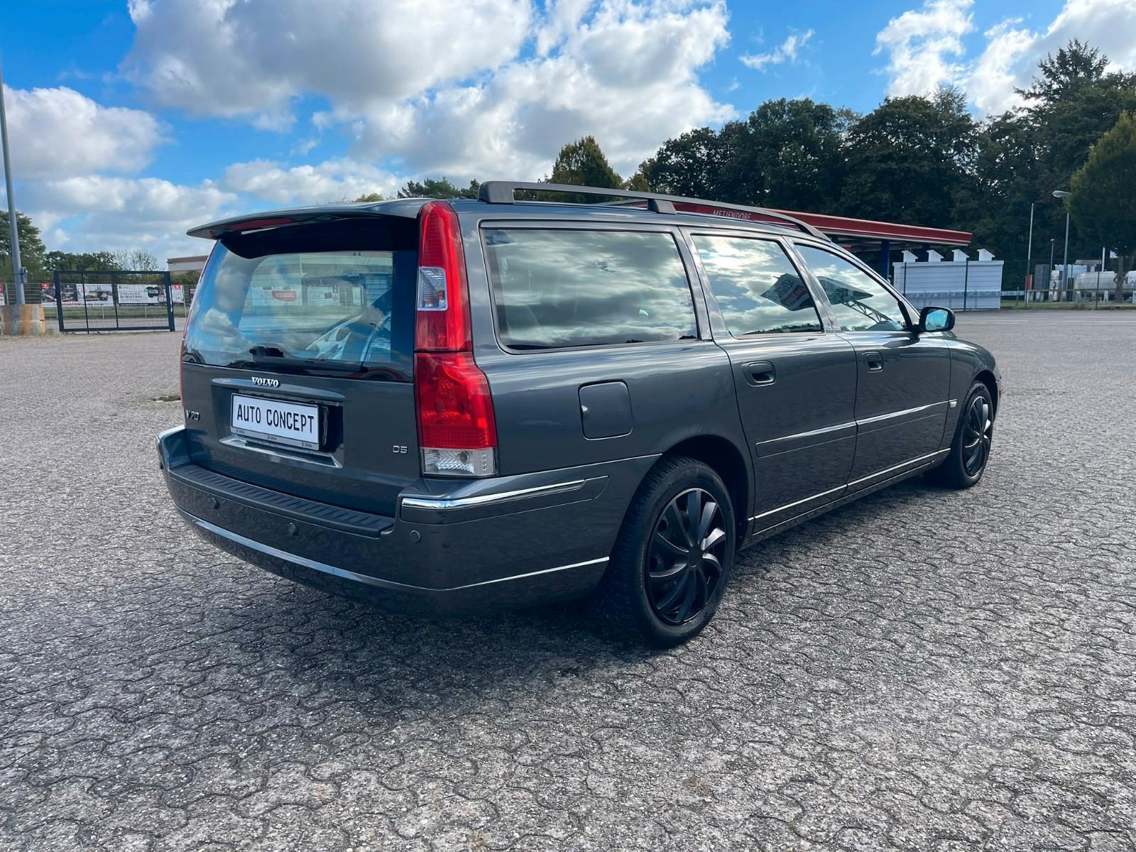 Volvo V70 2005 — photo 8