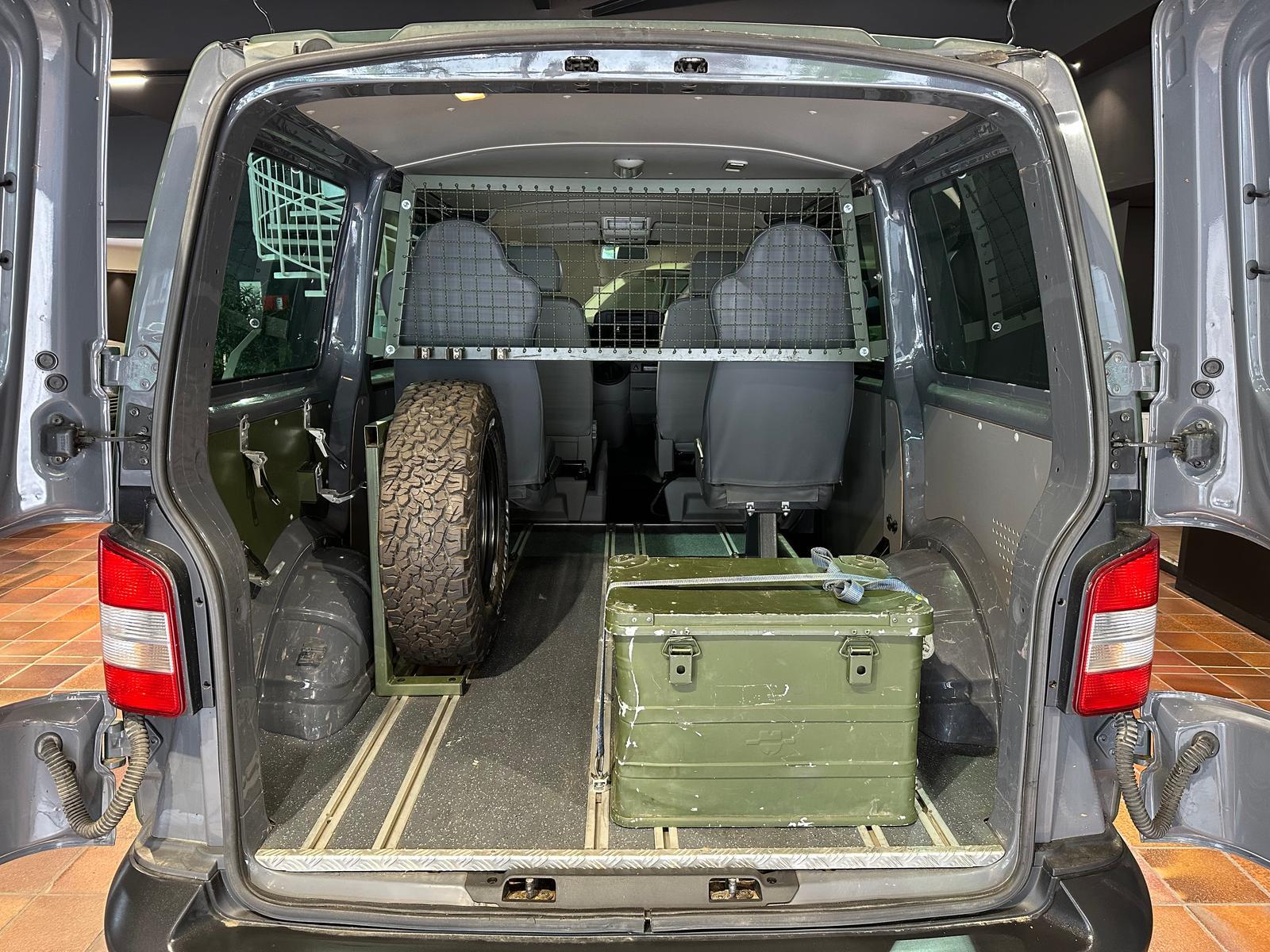 Volkswagen T5 WIDDER 4MOTION ROCKTON SEIKEL BUNDESWEHR OFFR