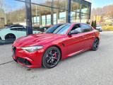 Alfa Romeo Giulia 2.9 V6 Quadrifoglio - Alfa Romeo: Quadrifoglio