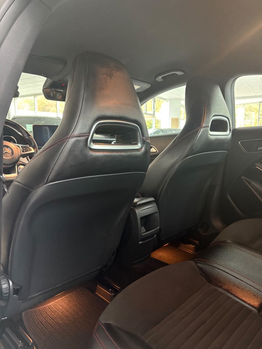 Fahrzeugabbildung Mercedes-Benz CLA 200 *AMG-Line*