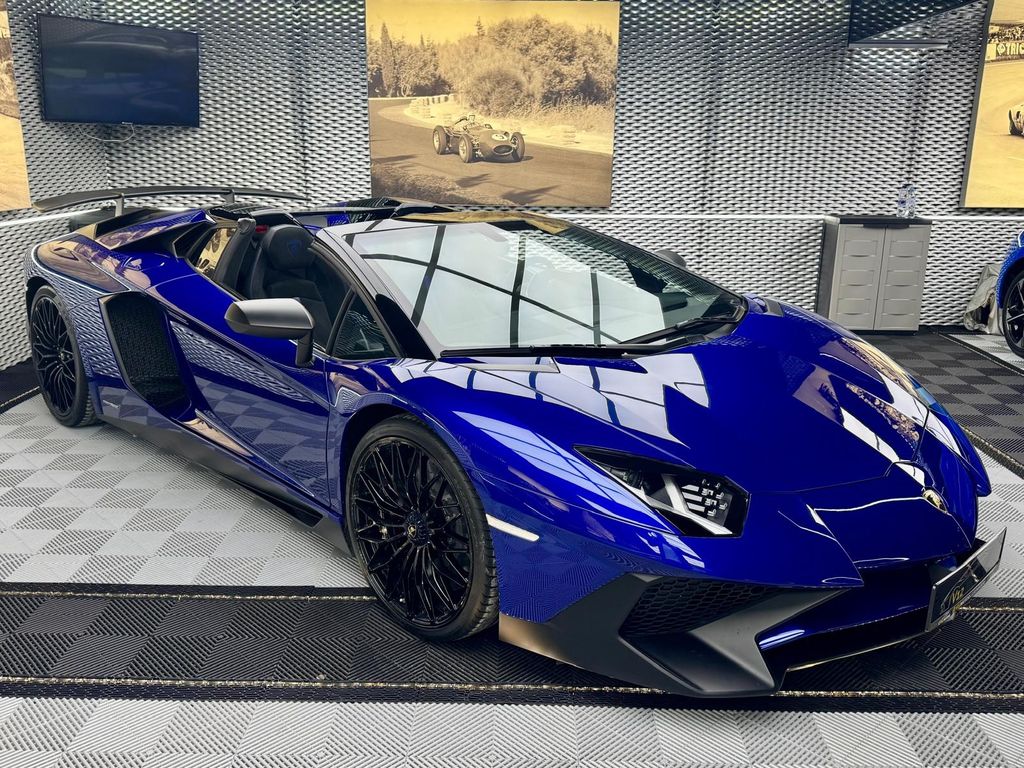 Image of Lamborghini Aventador