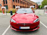 Tesla Model S 75 - mit Elektro-Antrieb: Rot, Sitzheizung