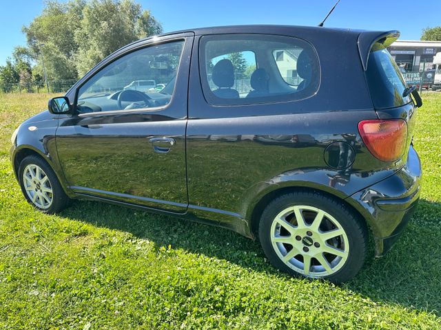 Toyota Yaris 1.3 Edition S Klima — Bild 2