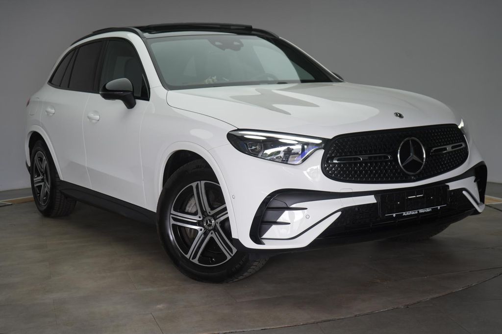 Image of Mercedes-Benz GLC 300