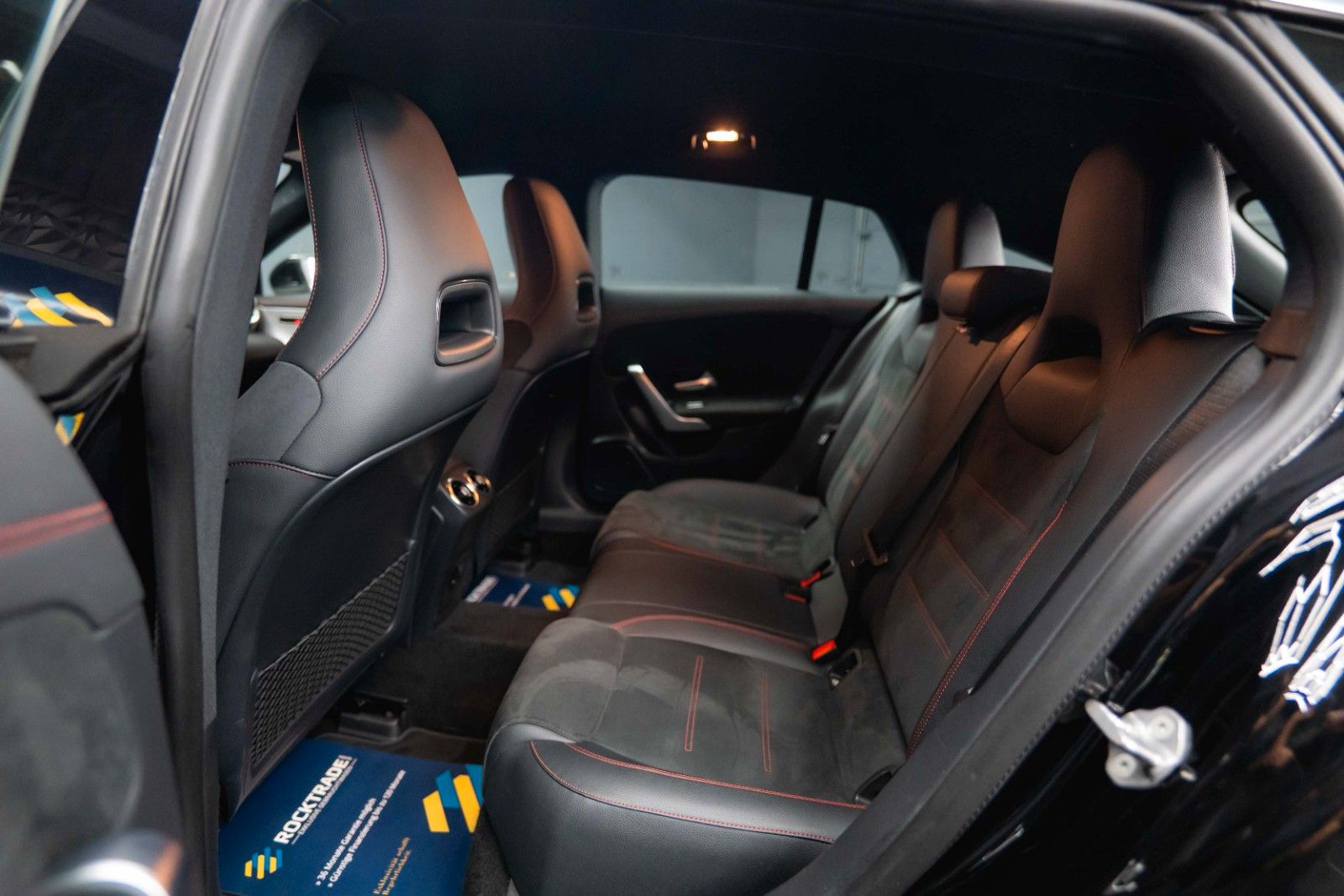 Fahrzeugabbildung Mercedes-Benz CLA 220 Shooting Brake AMG Line | ACC | LED