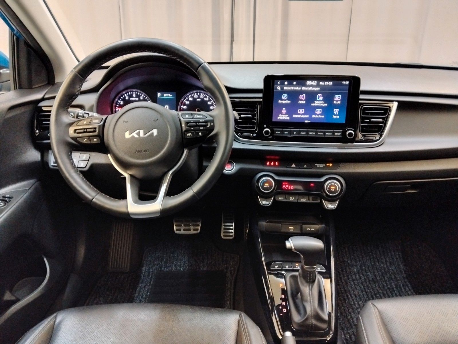 KIA Rio (06/2026, Benzin)